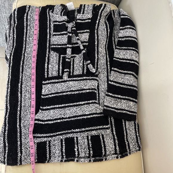 Baja Mexican Made Drug Rug Surf Hoodie Rastafarian Black White M - Picture 5 of 5